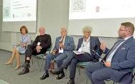 Debata podczas konferencji PCBBE 2023